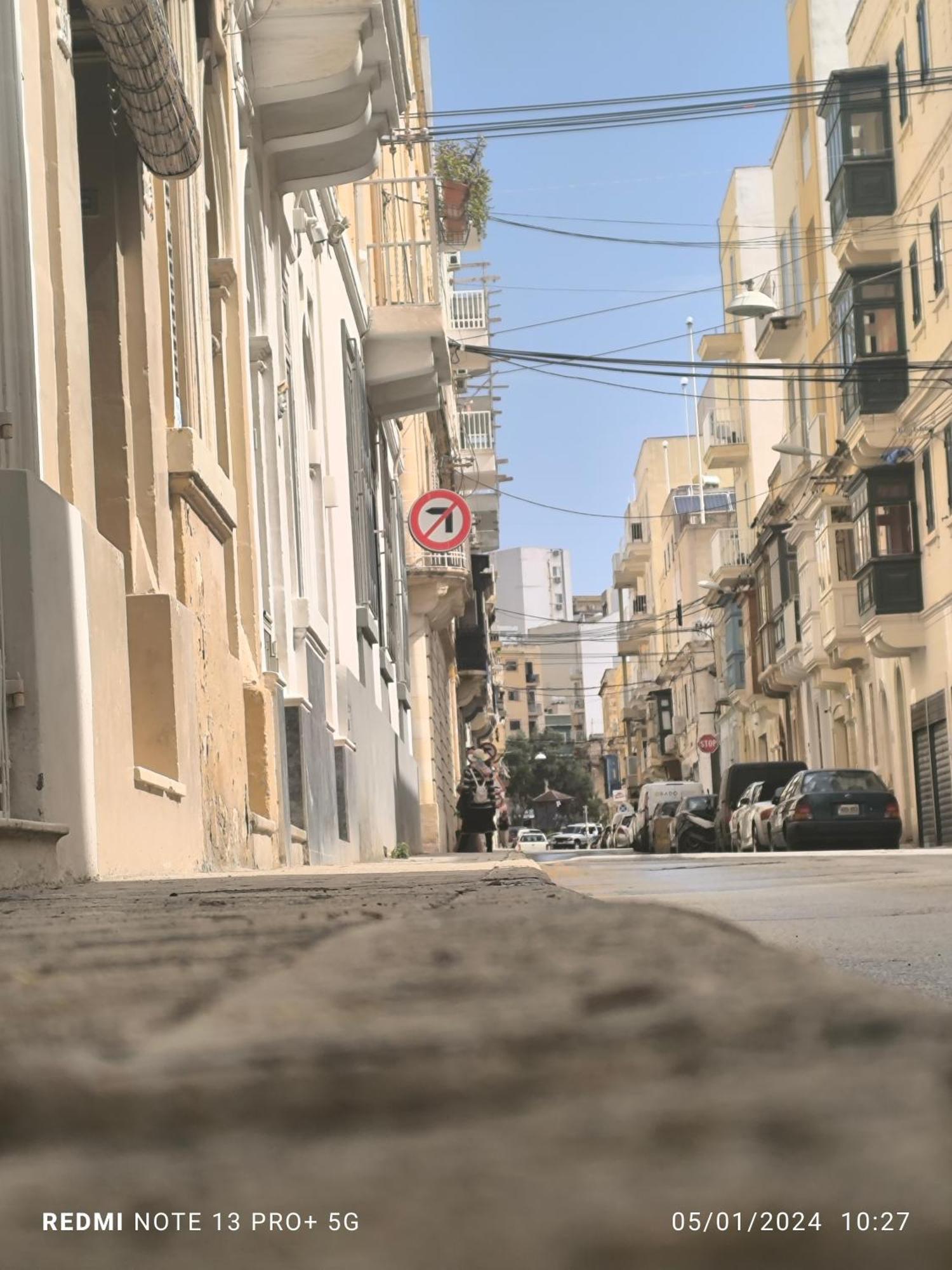 One Bedroom Tea Apartment Il-Gzira Exterior photo
